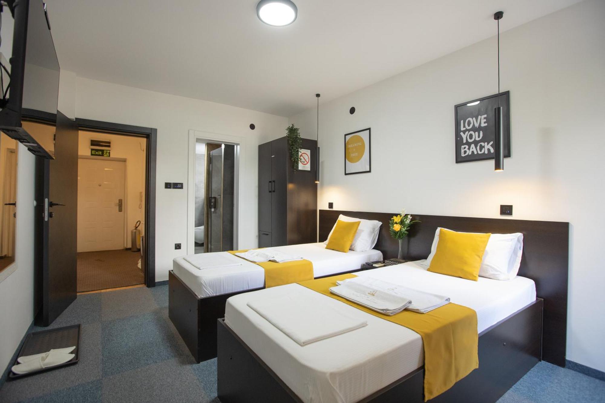 4 Rooms Apartments Ni Extérieur photo