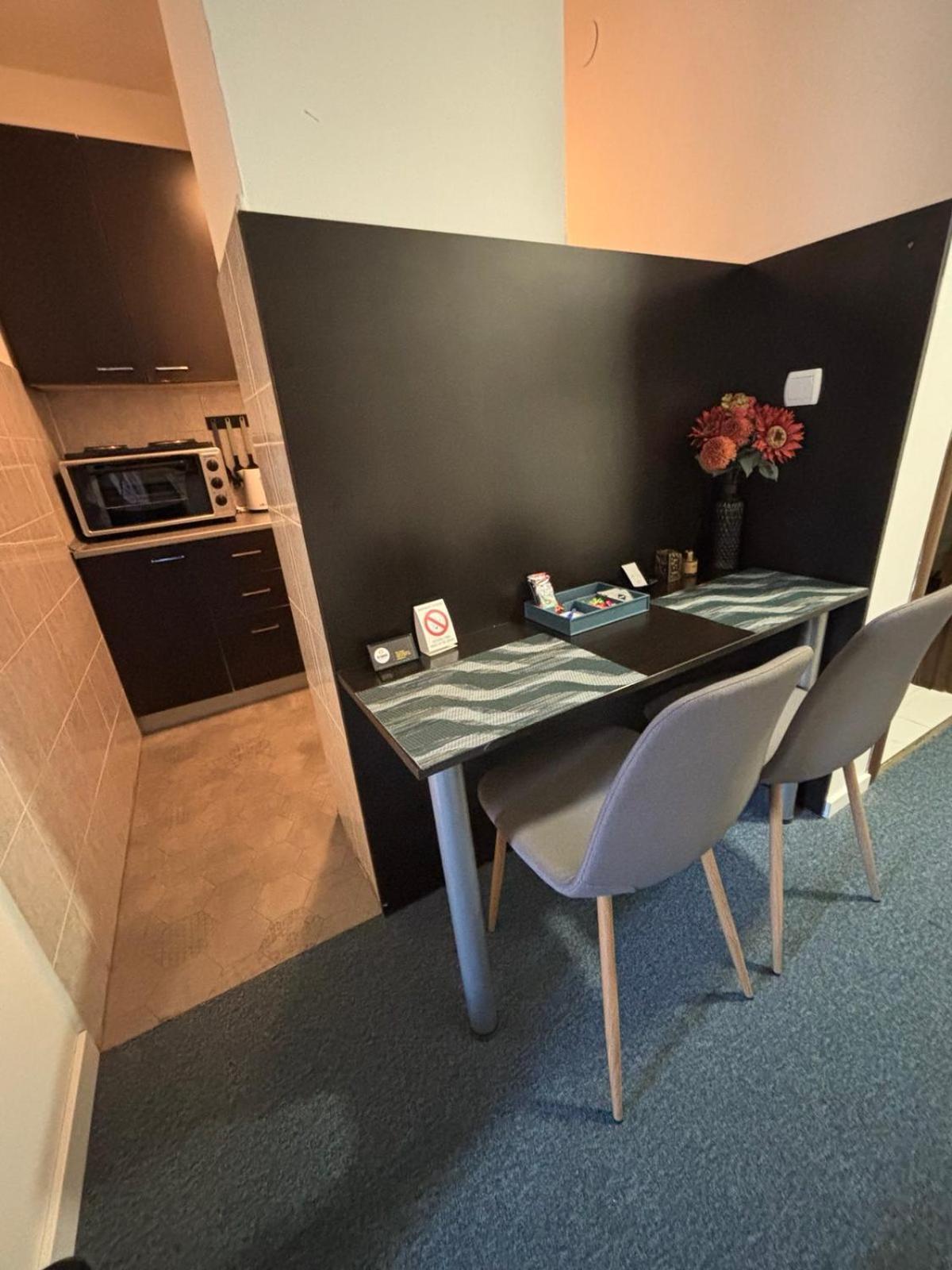 4 Rooms Apartments Ni Extérieur photo