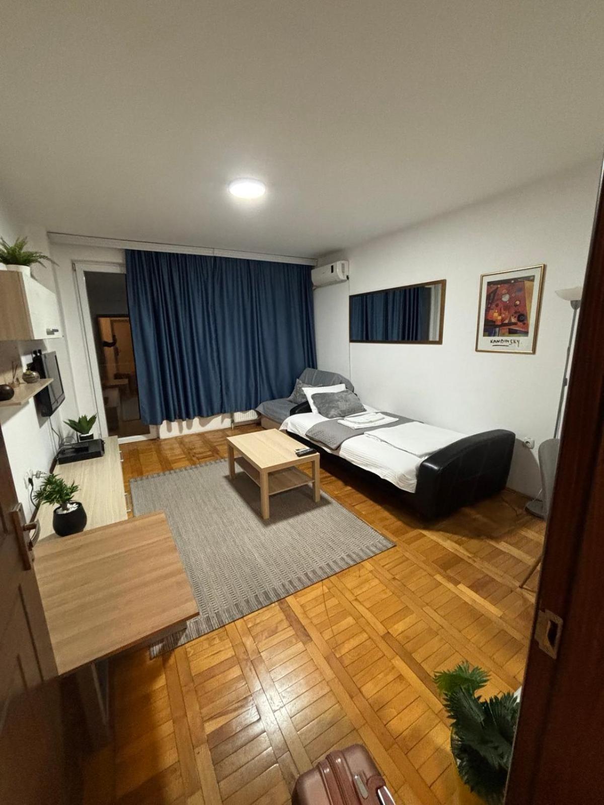 4 Rooms Apartments Ni Extérieur photo